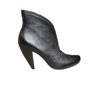 Seychelles - Leather Black Booties - 6.5 -  LN*
